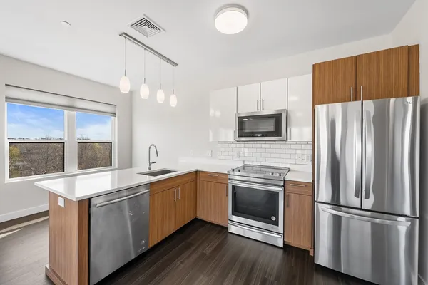 $700,000 | 999 Hancock Street, Unit 502, Quincy, MA 02169