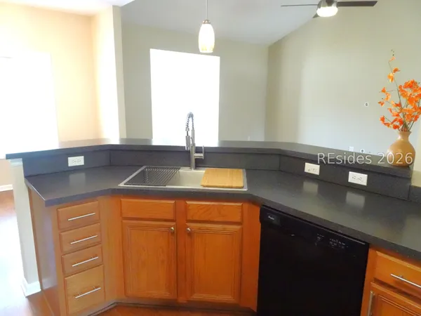 $399,900 | 3 Hollowtail Drive, Bluffton, SC 29910