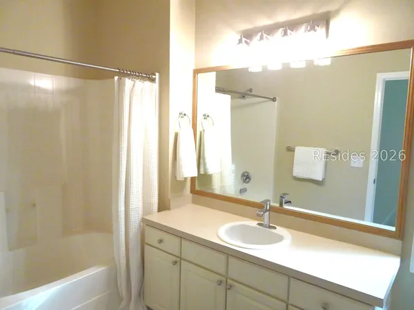 $399,900 | 3 Hollowtail Drive, Bluffton, SC 29910