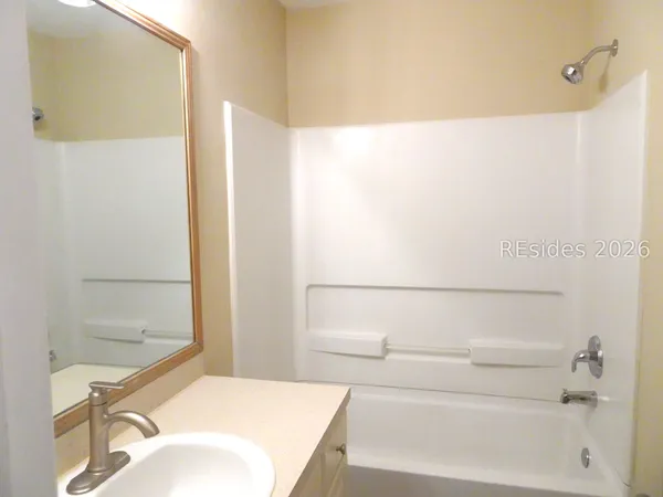 $399,900 | 3 Hollowtail Drive, Bluffton, SC 29910