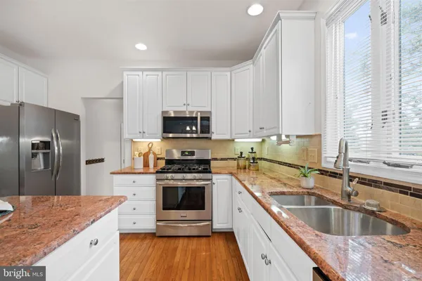 $764,900 | 8 Bayberry Close, Newark, DE 19711