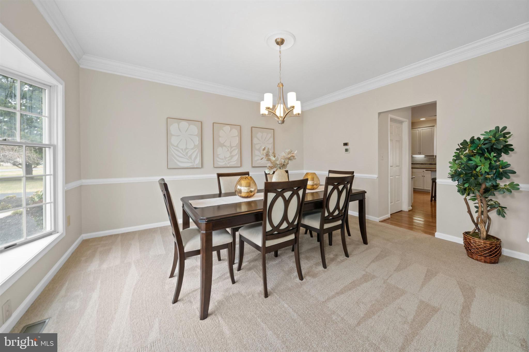 8 Bayberry Close Newark, DE 19711 - Photo 21 of 63 Elegant dining space with natural light.