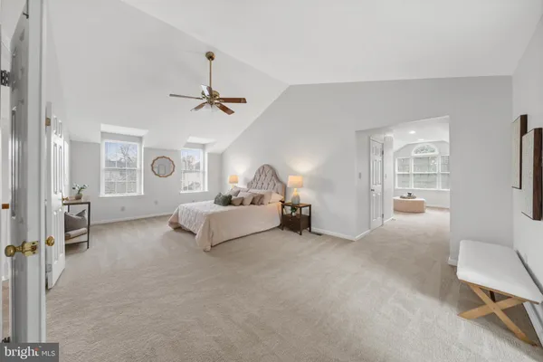 $764,900 | 8 Bayberry Close, Newark, DE 19711
