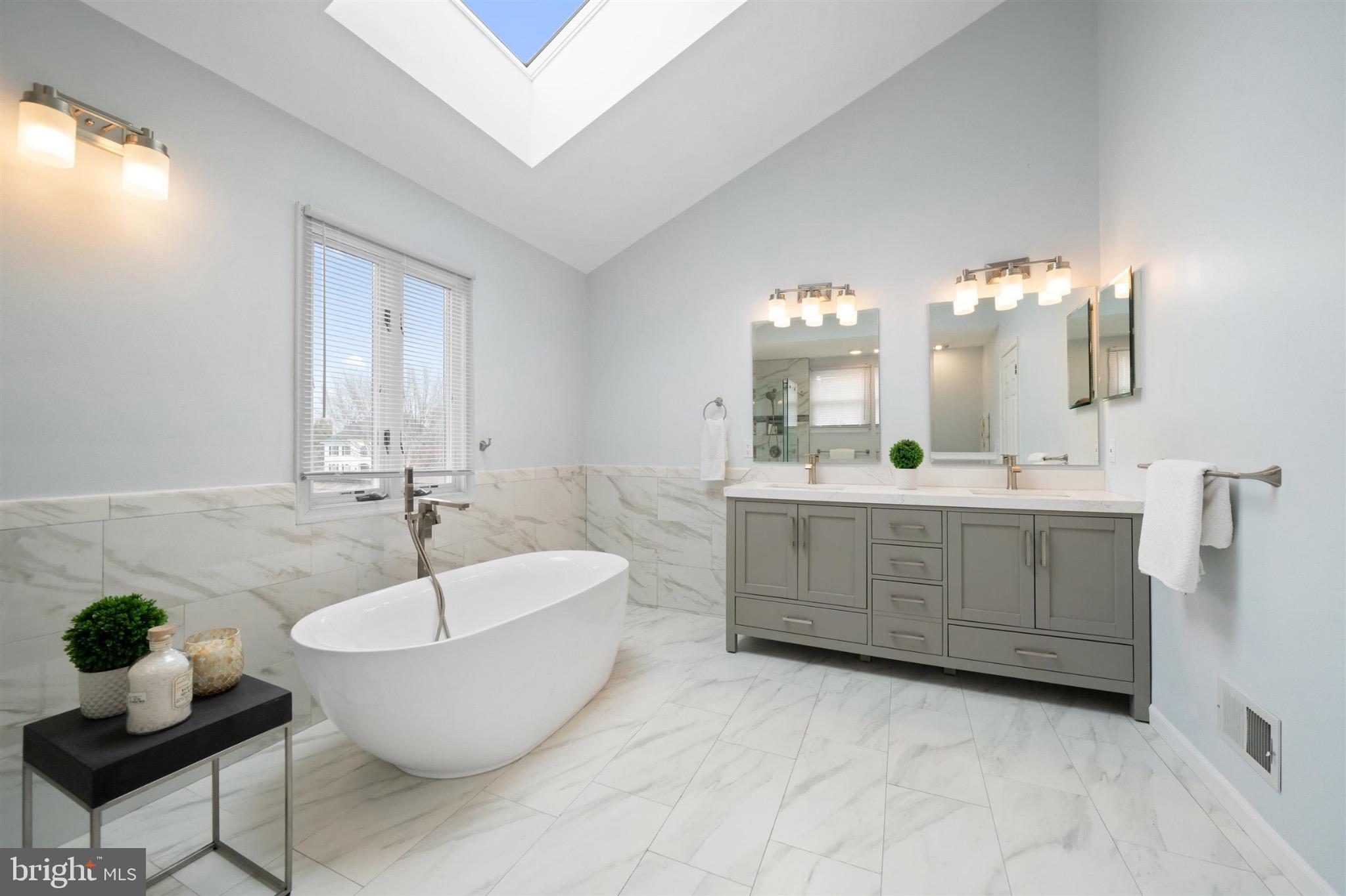 8 Bayberry Close Newark, DE 19711 - Photo 33 of 63 Serene bathroom with natural light and elegance.