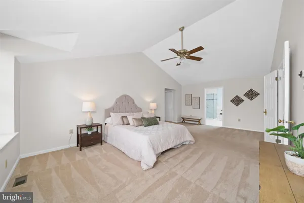 $764,900 | 8 Bayberry Close, Newark, DE 19711