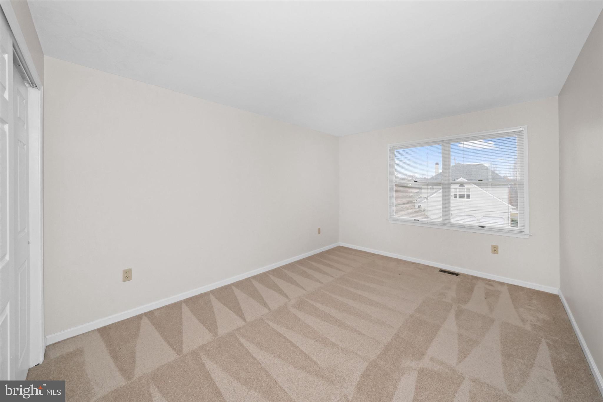 8 Bayberry Close Newark, DE 19711 - Photo 40 of 63 Bright and airy room with scenic views.