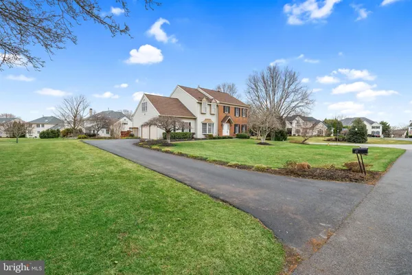 $764,900 | 8 Bayberry Close, Newark, DE 19711