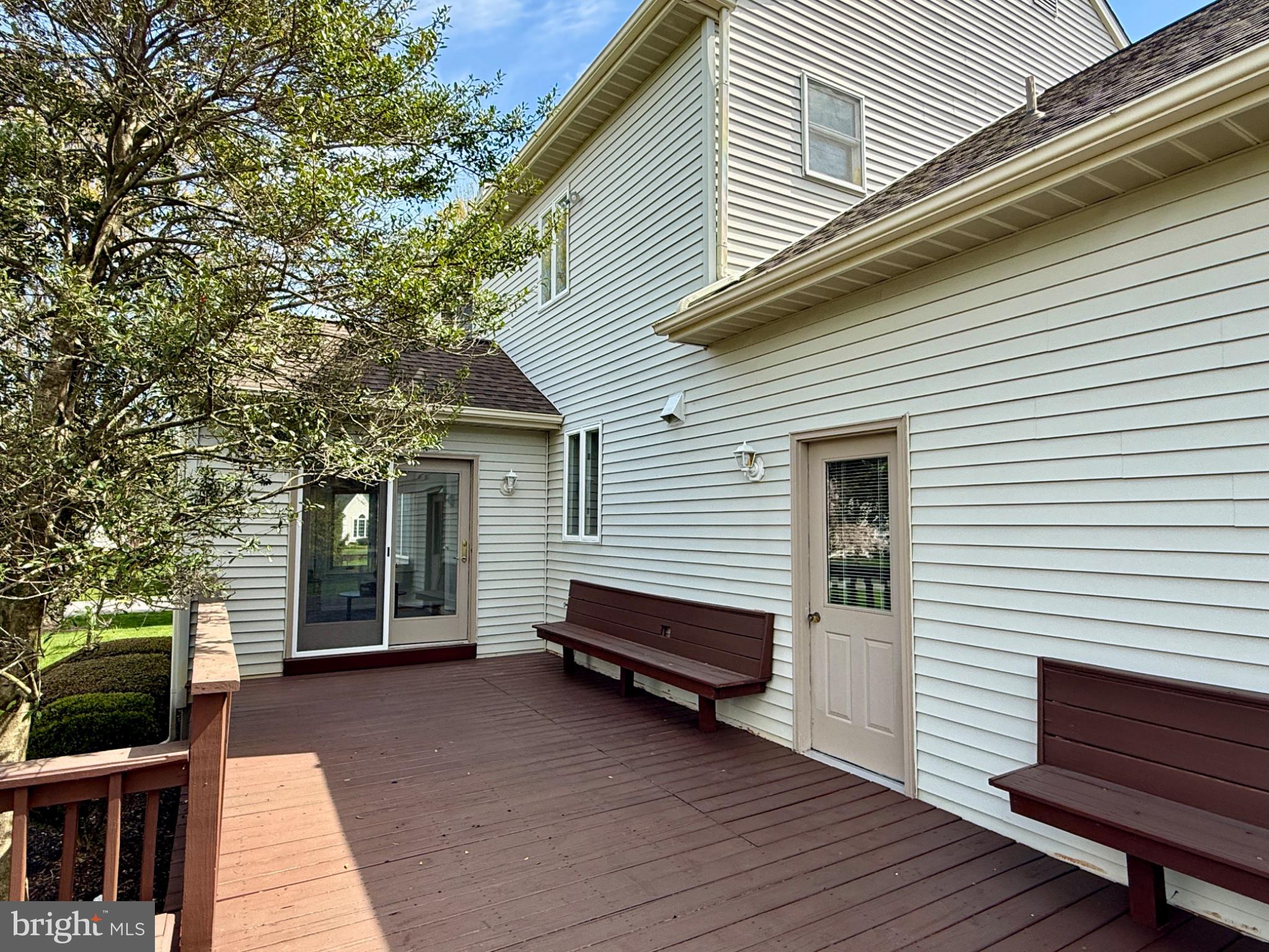 8 Bayberry Close Newark, DE 19711 - Photo 58 of 63 Charming deck with serene surroundings.