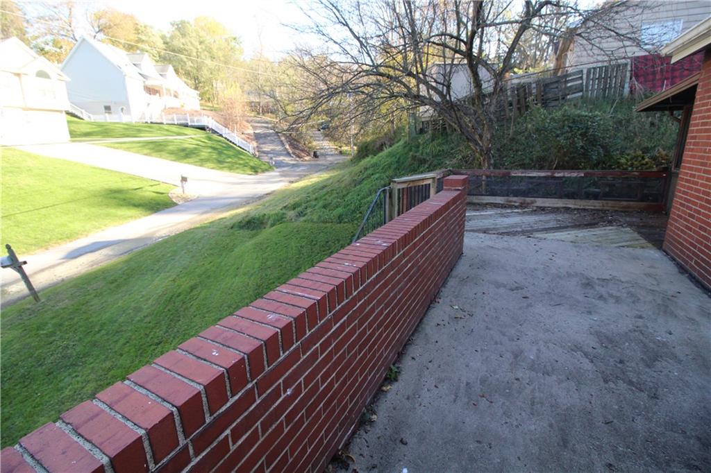 1347 Grove Road Pittsburgh, PA 15234 - Photo 22 of 25 Gallery Image 22
