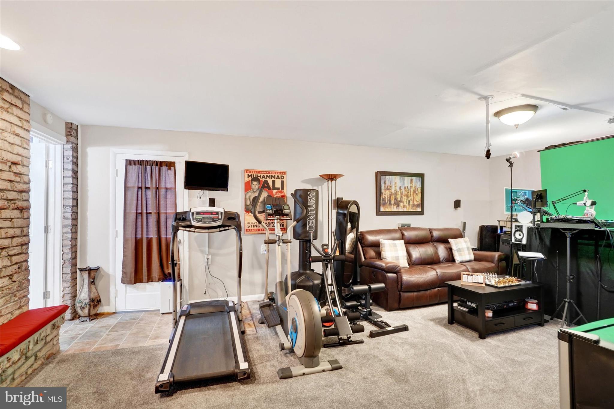 1270 Glendale Road York, PA 17403 - Photo 19 of 31 a view of a room with gym equipment