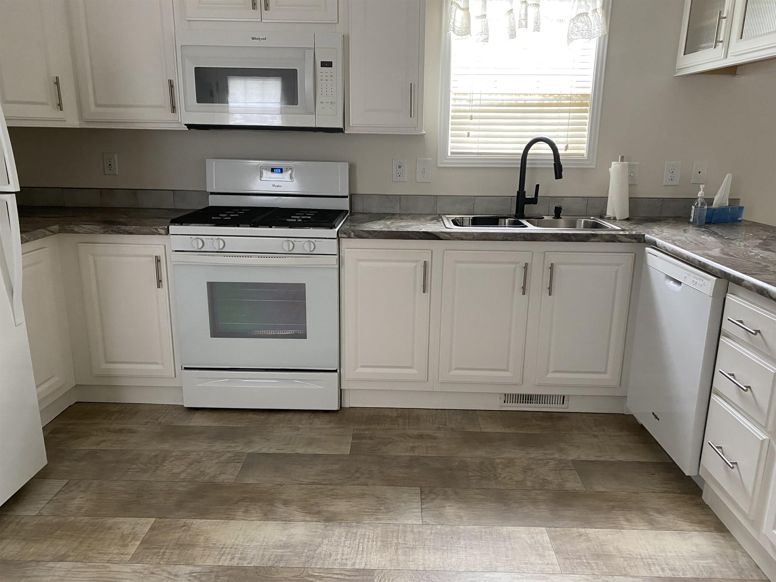 13 2nd Street Exeter, NH 03833 - Photo 16 of 21