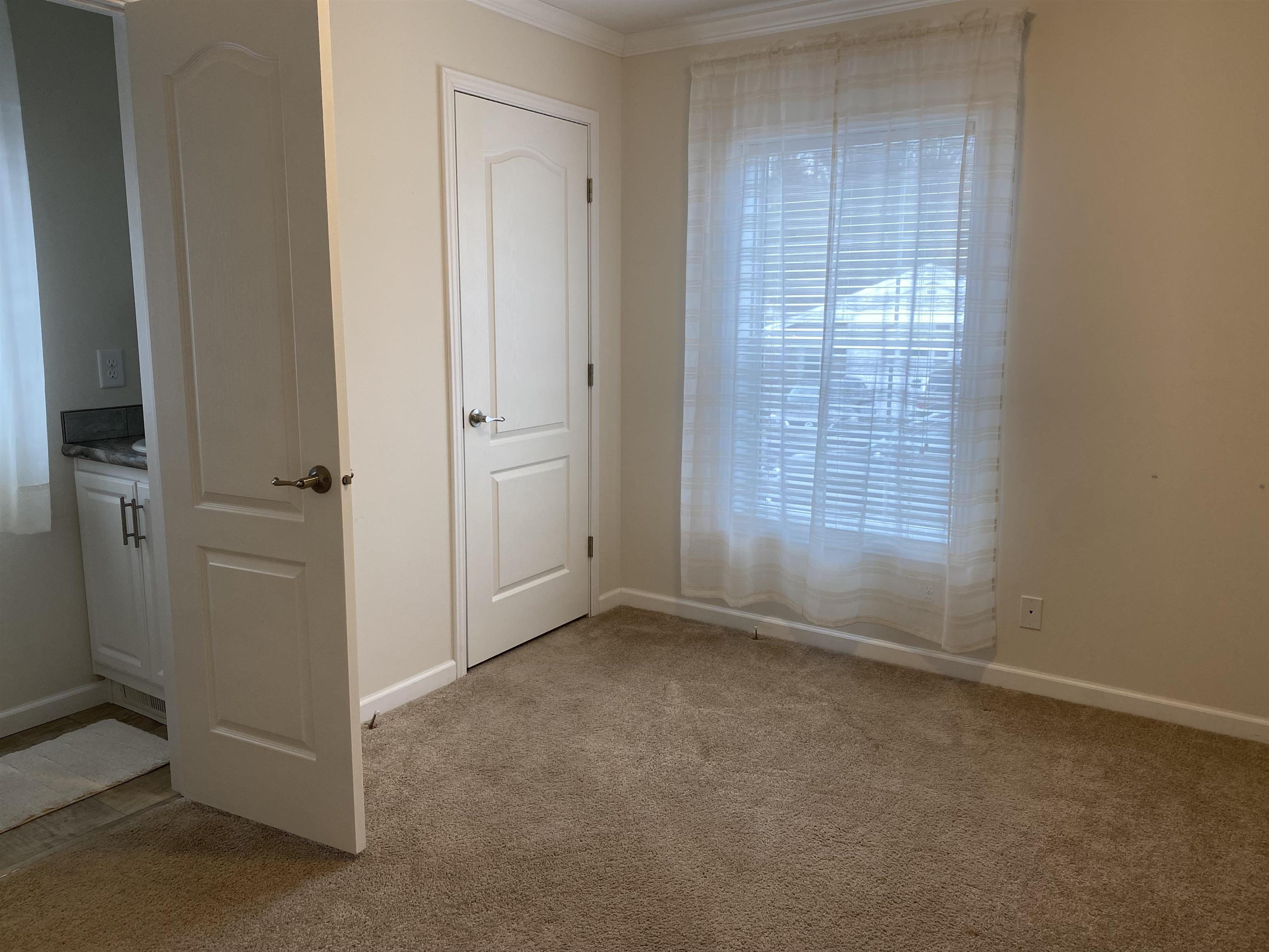 13 2nd Street Exeter, NH 03833 - Photo 8 of 21