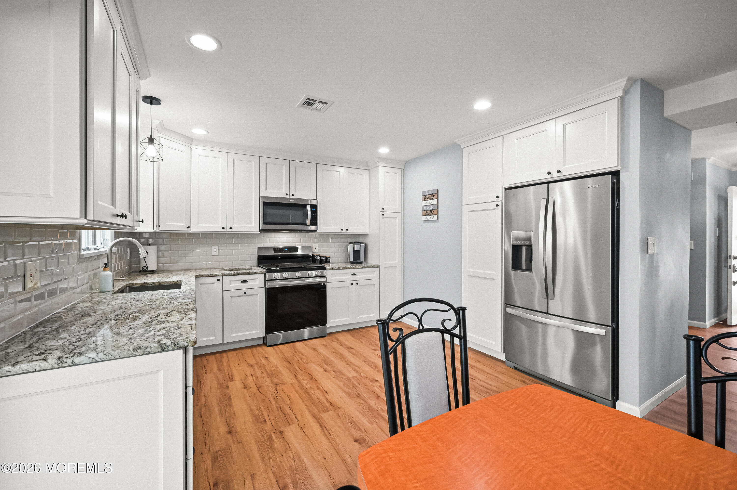 5 Limerick Place Hazlet, NJ 07730 - Photo 11 of 47 5_limerick_dr_019