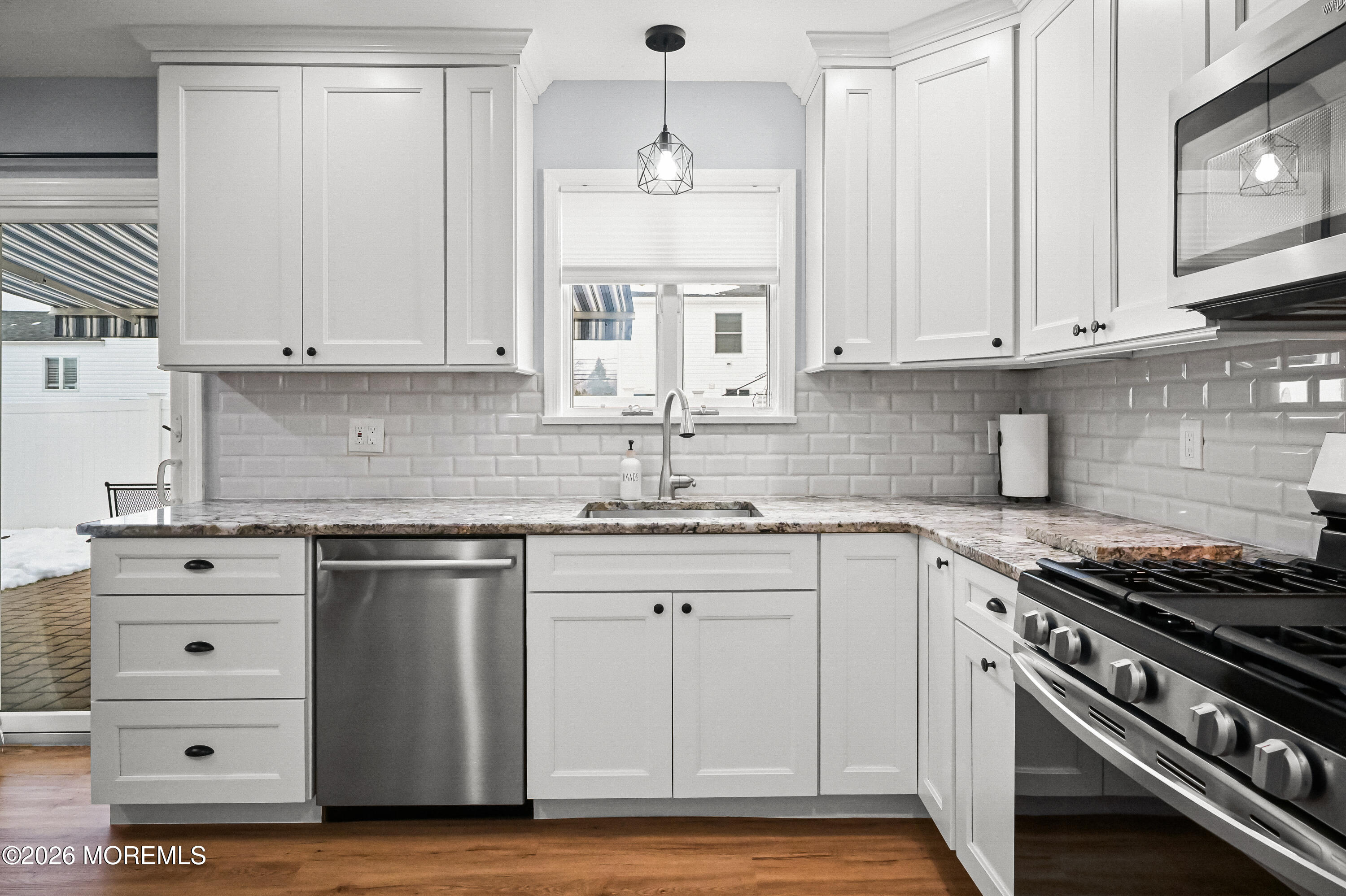 5 Limerick Place Hazlet, NJ 07730 - Photo 4 of 47 5_limerick_dr_020