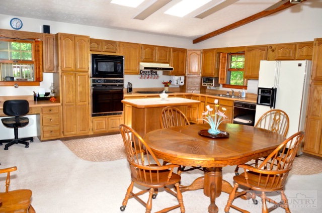 48 Overlook Road Newland, NC 28657 - Photo 21 of 27 Gallery Image 21