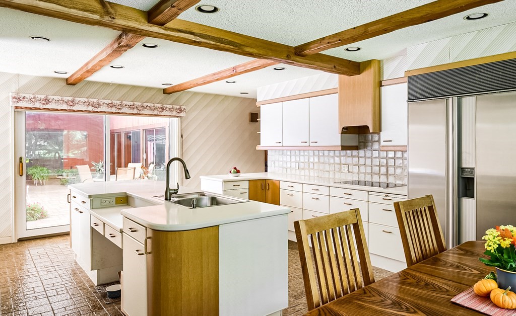 18 Old Lantern Circle Paxton, MA 01612 - Photo 18 of 41 a kitchen with a sink appliances and cabinets