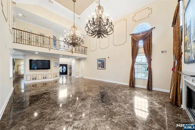 $1,499,000 | 172 Briarheath Lane, Clark, NJ 07066