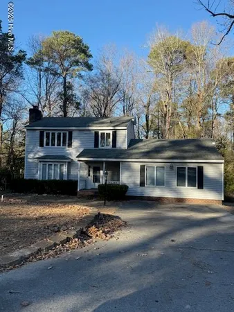 $295,000 | 502 Lancelot Drive, Greenville, NC 27858