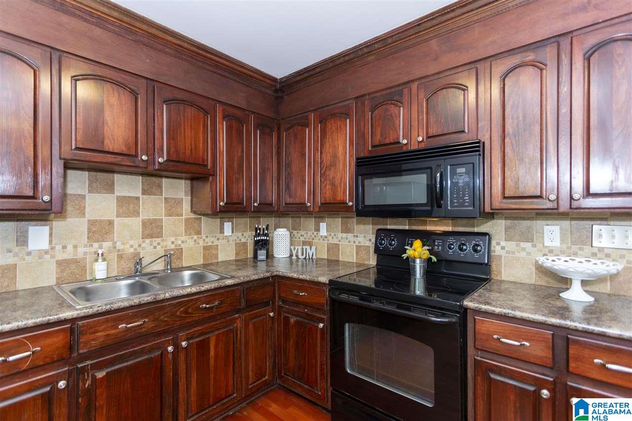 212 West Shugart Ridge Road Gardendale, AL 35071 - Photo 10 of 34