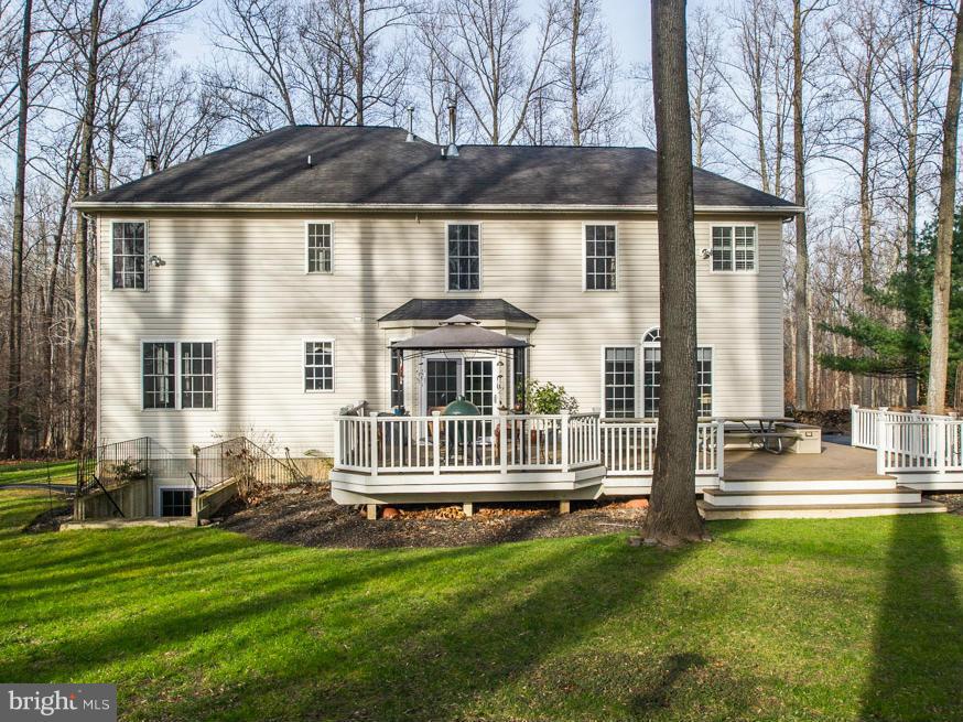 5 Durkee Farm Road Reisterstown, MD 21136 - Photo 27 of 30 Private back yard