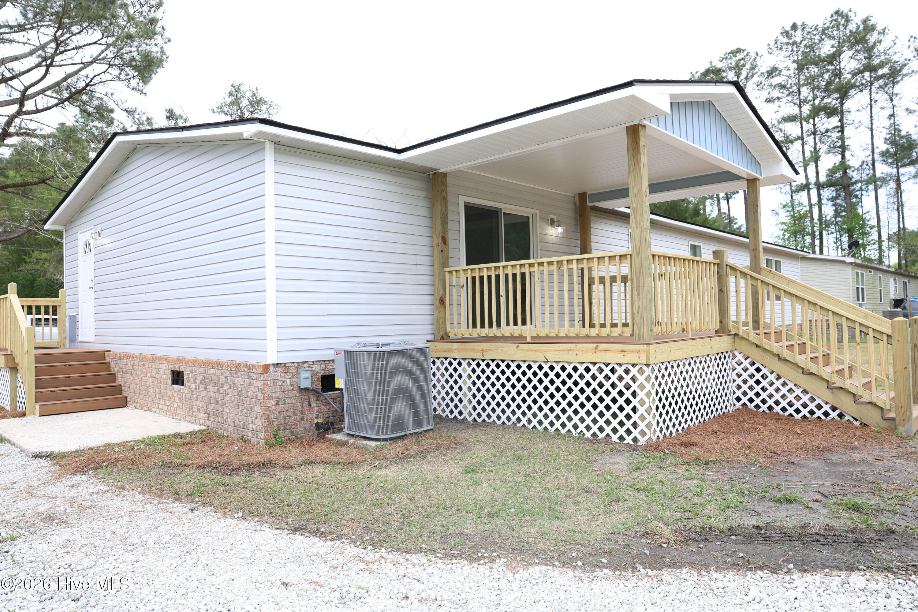 590 Luther Banks Road Richlands, NC 28574 - Photo 12 of 17 scholar-172