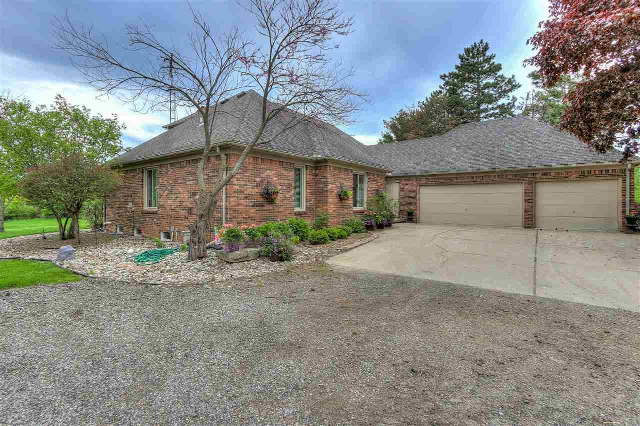 7406 Burpee Road Grand Blanc, MI 48439 - Photo 8 of 88 Gallery Image 8