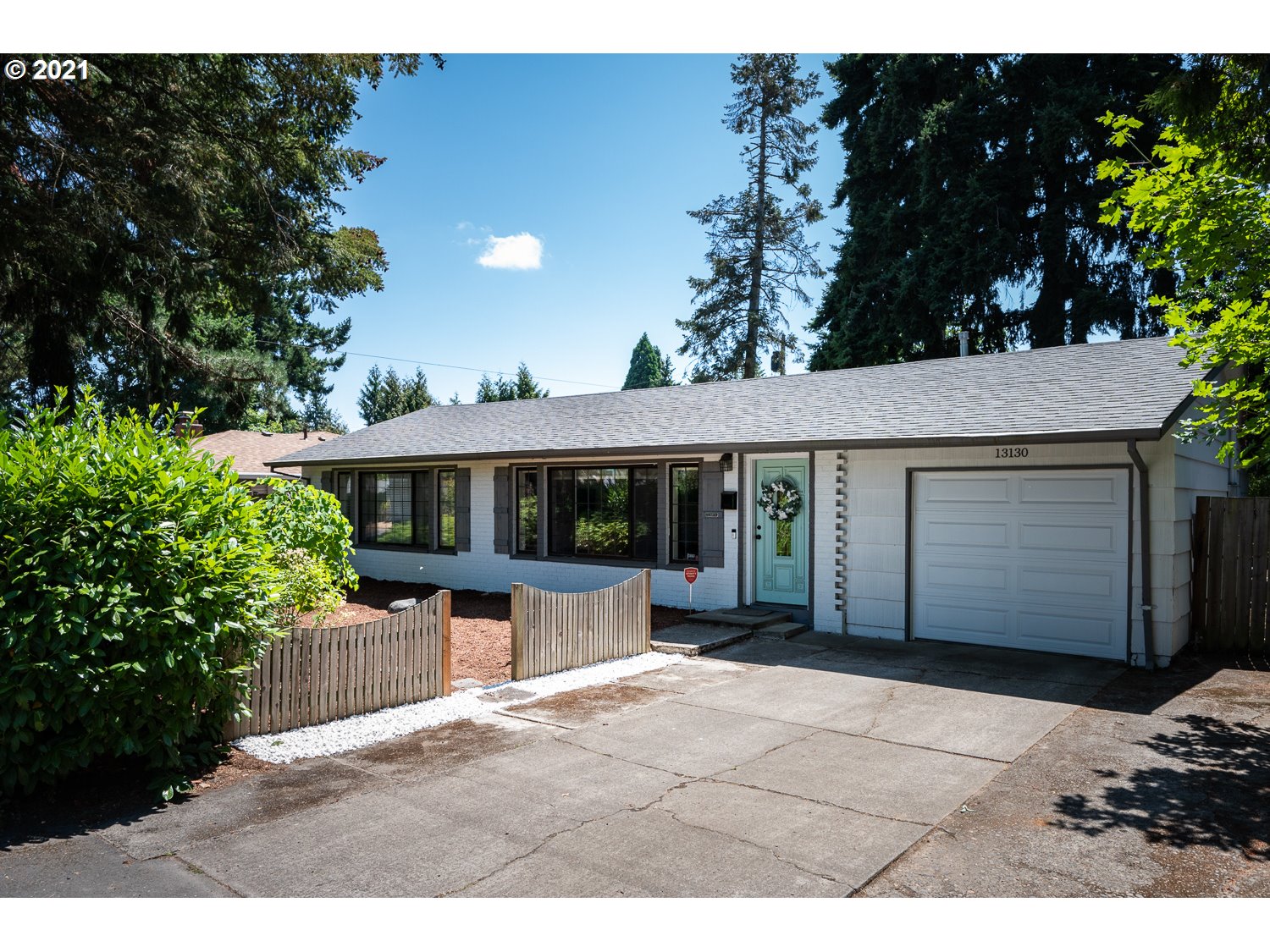 13130 Southwest Walker Road Beaverton, OR 97005 - Photo 2 of 25 Gallery Image 2