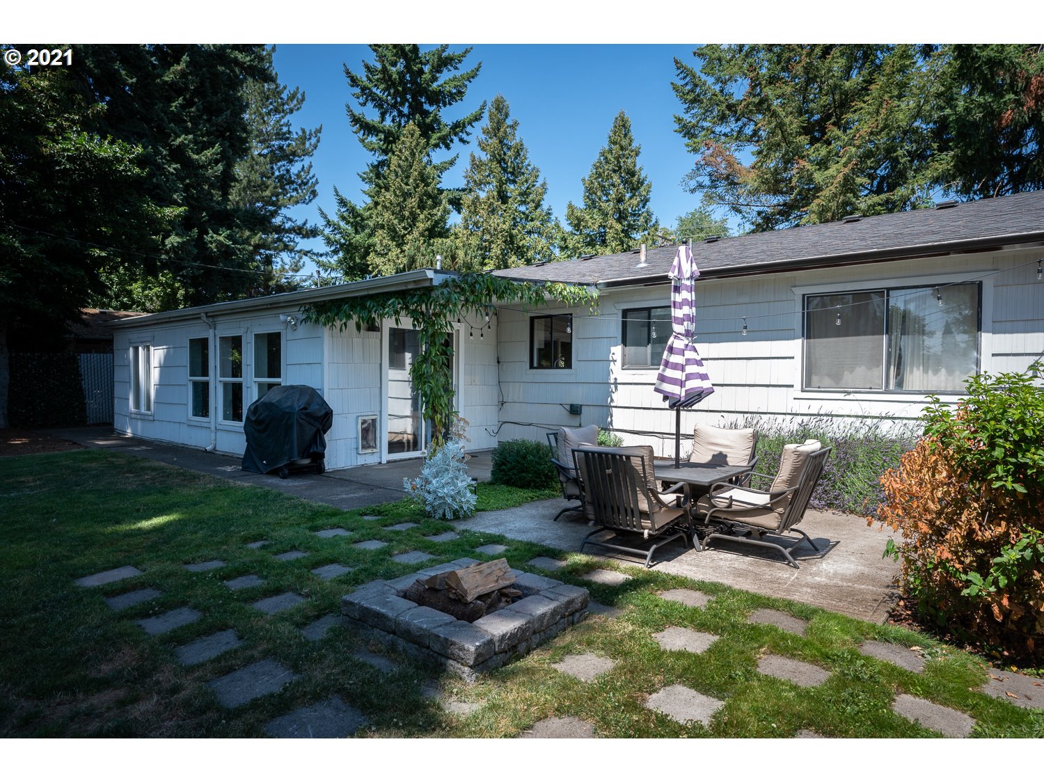 13130 Southwest Walker Road Beaverton, OR 97005 - Photo 25 of 25 Gallery Image 25