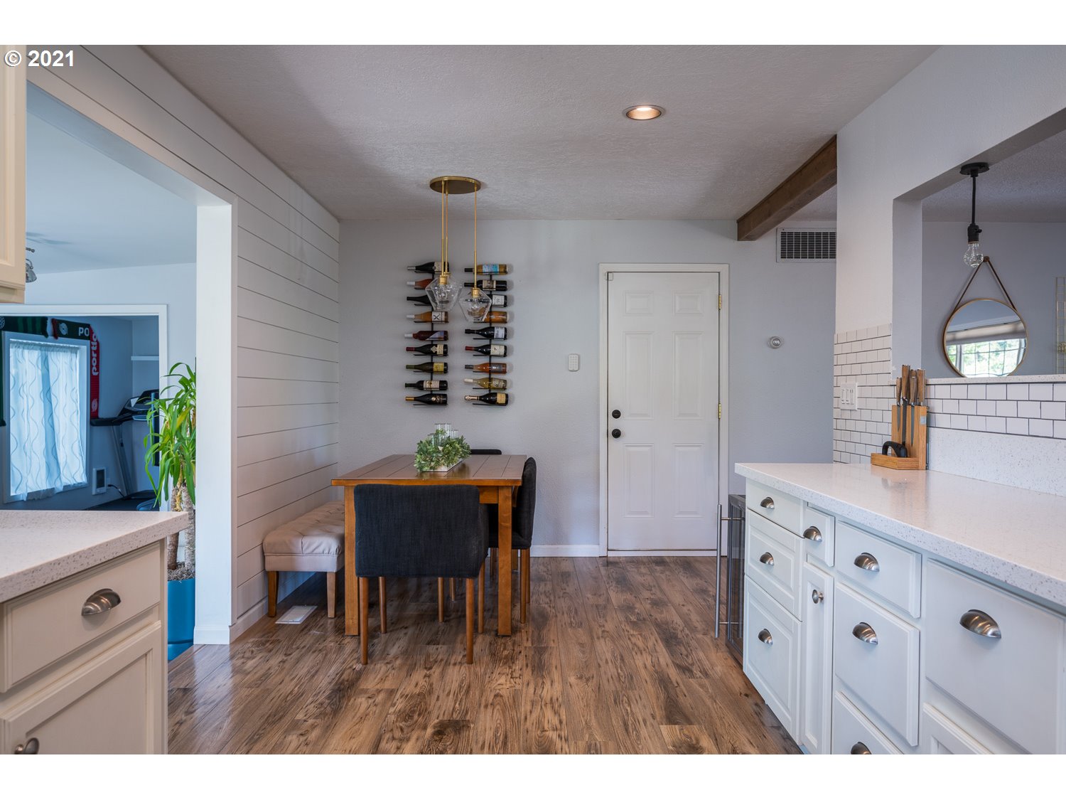 13130 Southwest Walker Road Beaverton, OR 97005 - Photo 10 of 25 Gallery Image 10