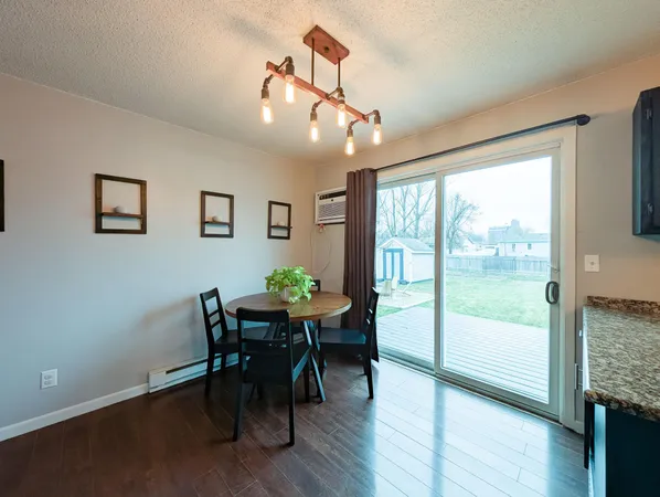 $284,900 | 205 4th Street East, Horace, ND 58047