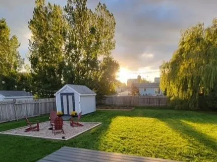 $284,900 | 205 4th Street East, Horace, ND 58047