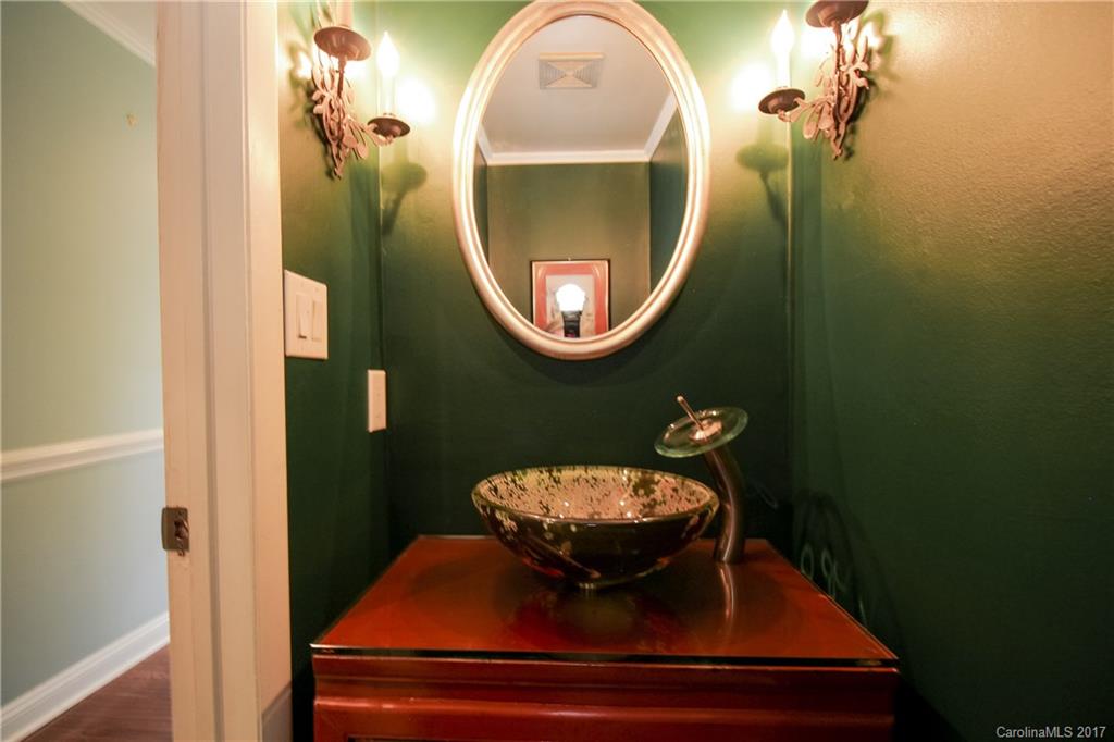5807 Sharon Road, Unit 5807E Charlotte, NC 28210 - Photo 11 of 24 Gallery Image 11