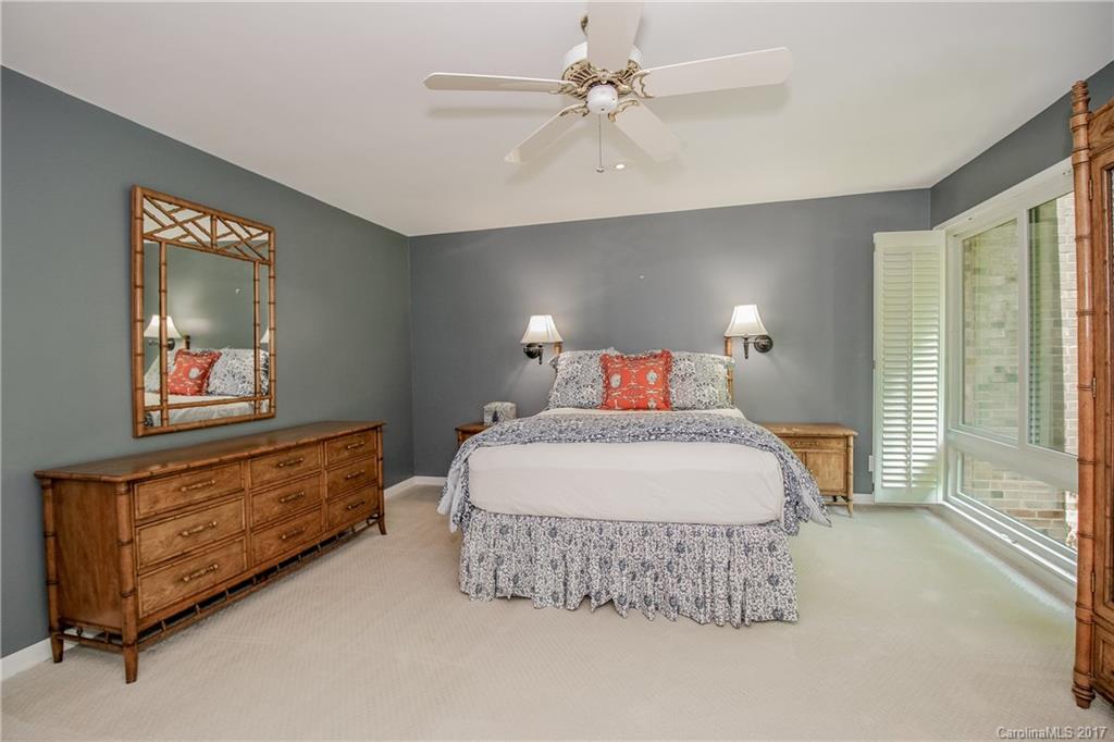 5807 Sharon Road, Unit 5807E Charlotte, NC 28210 - Photo 13 of 24 Gallery Image 13