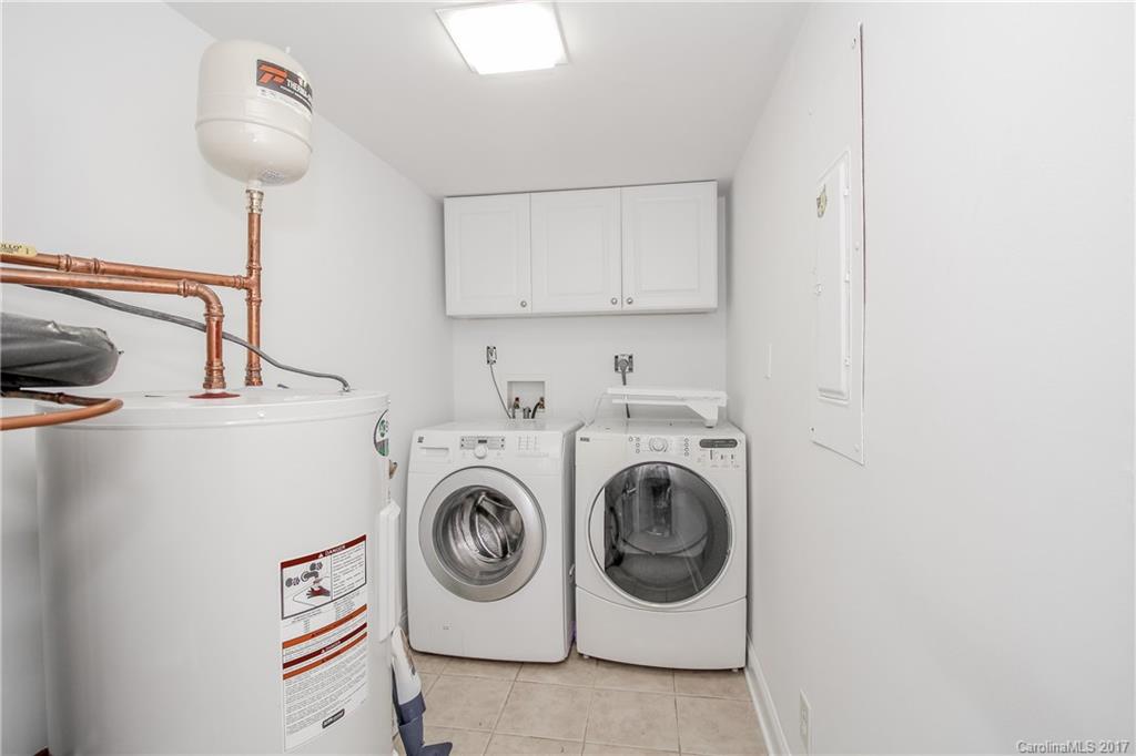 5807 Sharon Road, Unit 5807E Charlotte, NC 28210 - Photo 20 of 24 Gallery Image 20