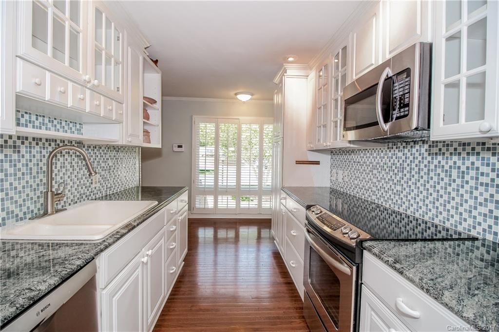 5807 Sharon Road, Unit 5807E Charlotte, NC 28210 - Photo 3 of 24 Gallery Image 3