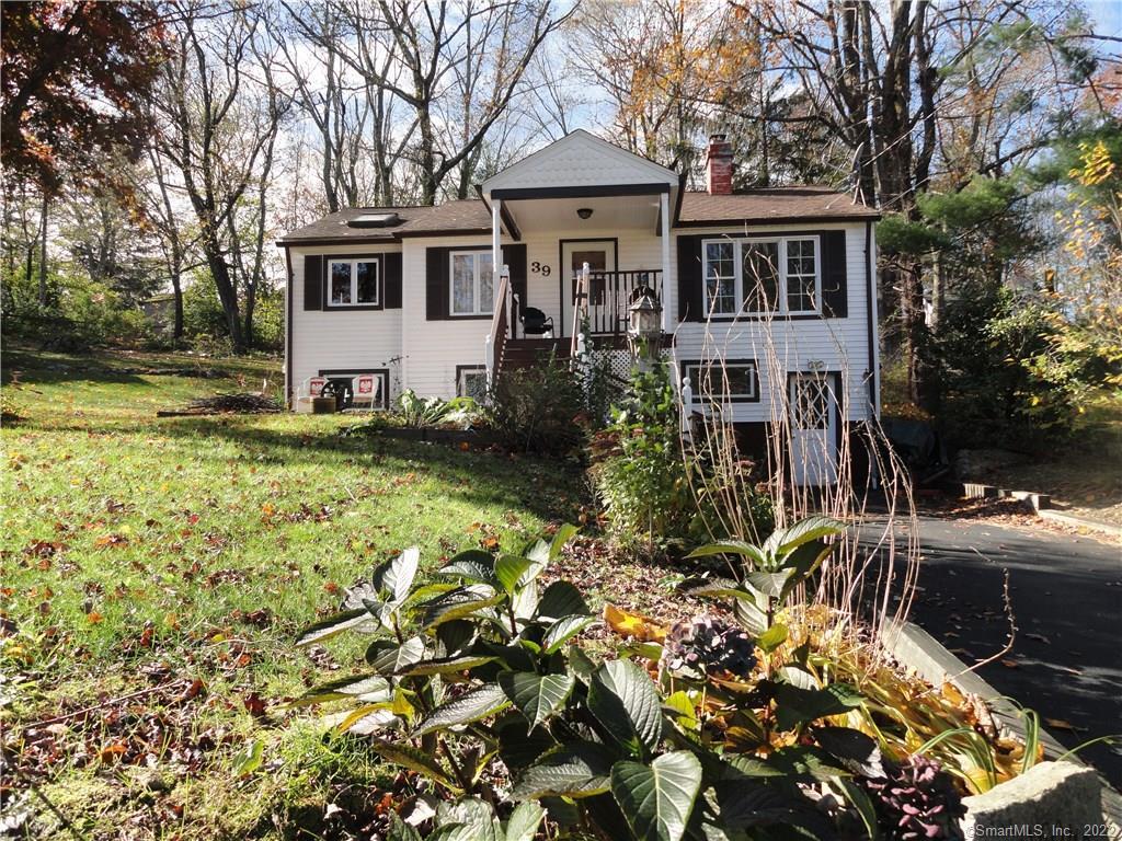 39 Ridgewood Road Colchester, CT 06415 - Photo 1 of 1 Gallery Image 1