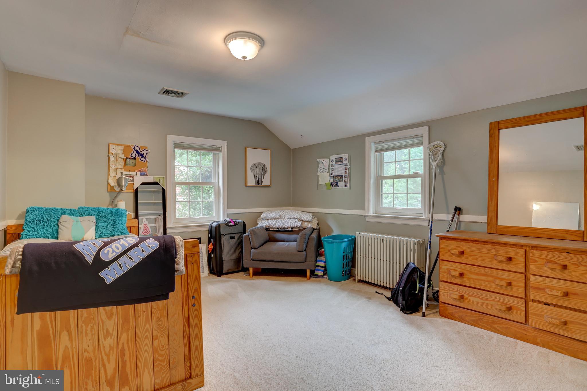 974 Pleasure Road Lancaster, PA 17601 - Photo 16 of 22 Bedroom 2