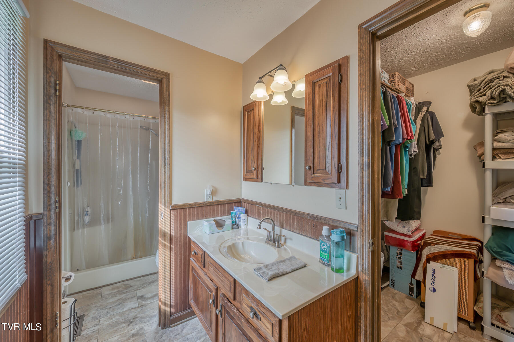 406 Walling Road Piney Flats, TN 37686 - Photo 20 of 29 406 Walling Dr-20