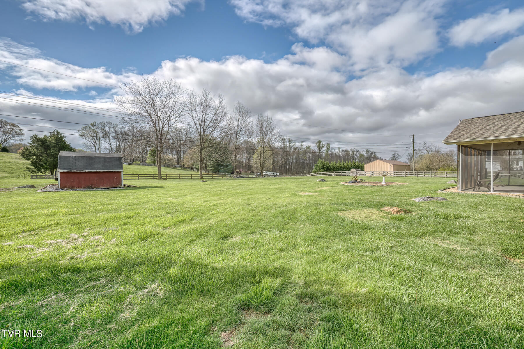 406 Walling Road Piney Flats, TN 37686 - Photo 23 of 29 406 Walling Dr-24