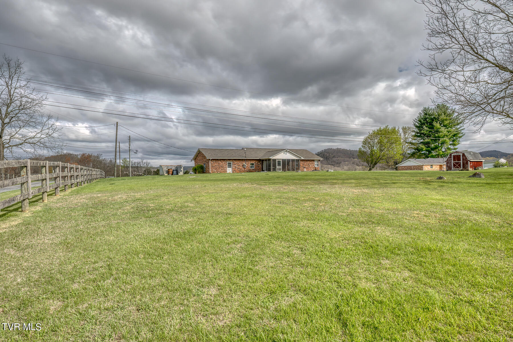 406 Walling Road Piney Flats, TN 37686 - Photo 28 of 29 406 Walling Dr-29