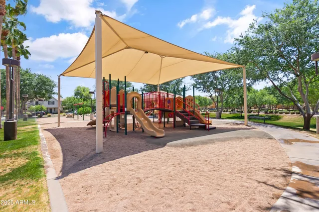 a view of building with yard