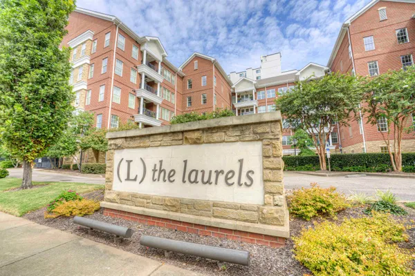 $210,000 | 3520 Central Avenue, Unit 303, Memphis, TN 38111