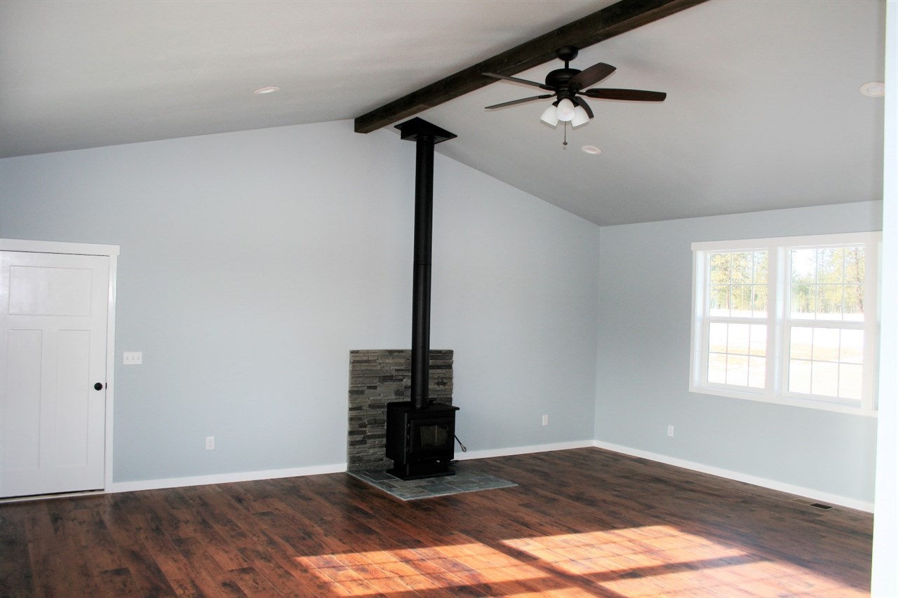 12116 East Nelson Road Elk, WA 99009 - Photo 5 of 10