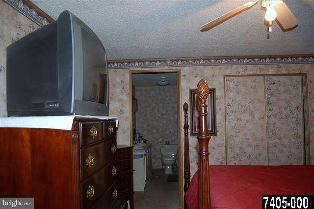 2190 Greenbriar Road York, PA 17404 - Photo 14 of 16 Gallery Image 14