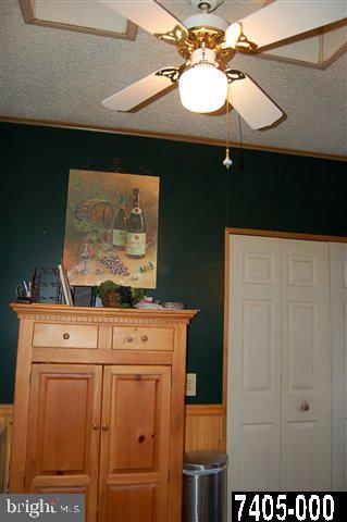 2190 Greenbriar Road York, PA 17404 - Photo 3 of 16 Gallery Image 3