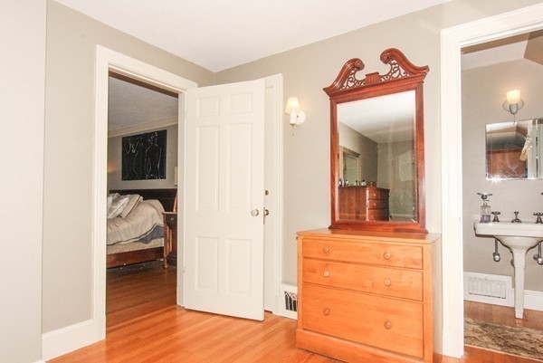 37 Greenwich Road Longmeadow, MA 01106 - Photo 21 of 29 Gallery Image 21