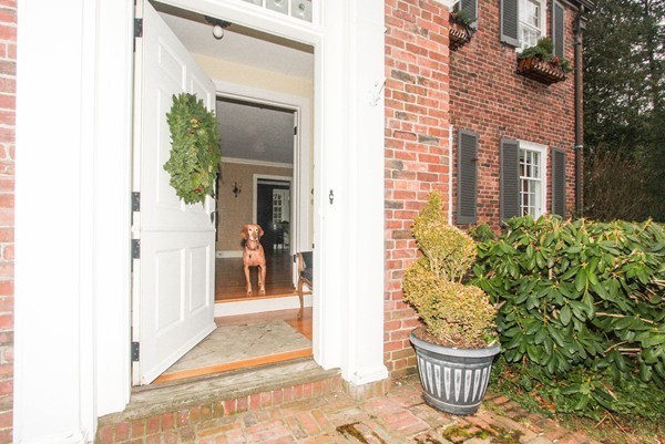 37 Greenwich Road Longmeadow, MA 01106 - Photo 3 of 29 Gallery Image 3