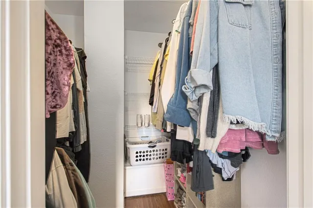 $230,000 | 1108 South Prairie Street, Liberty, MO 64068