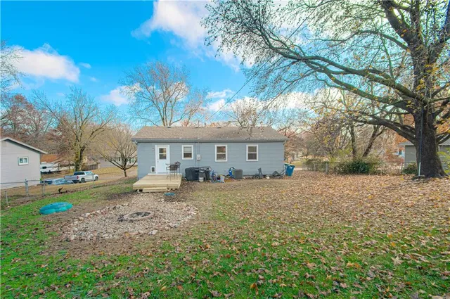 $230,000 | 1108 South Prairie Street, Liberty, MO 64068