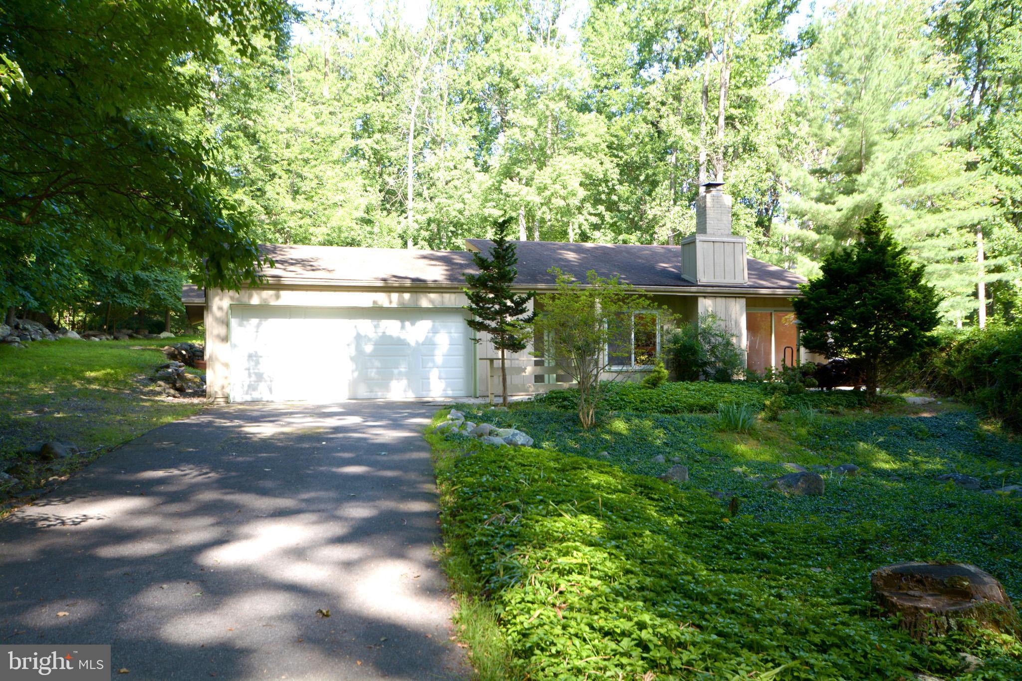 8812 Indian Springs Road Frederick, MD 21702 - Photo 4 of 51